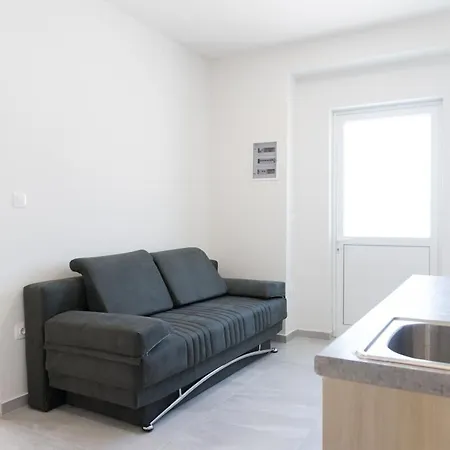 Dion Apartman *
